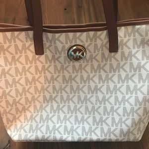Michael Kors Tote